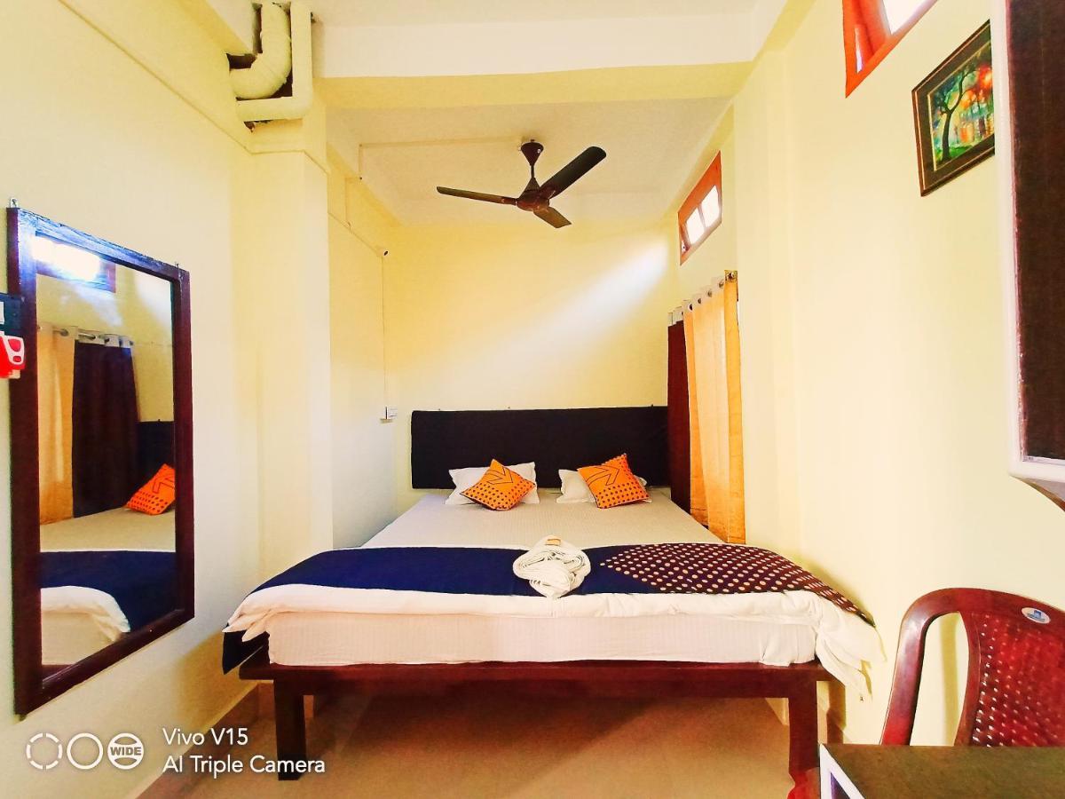Hotel Executive Bongaigaon Buitenkant foto