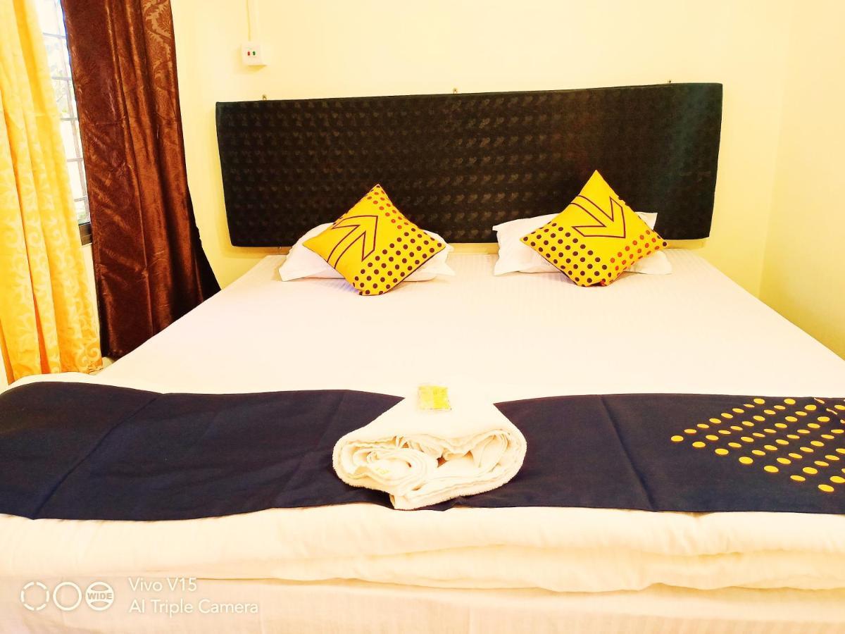 Hotel Executive Bongaigaon Buitenkant foto